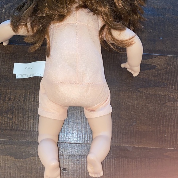 Melissa and Doug brunette doll - Picture 4 of 4